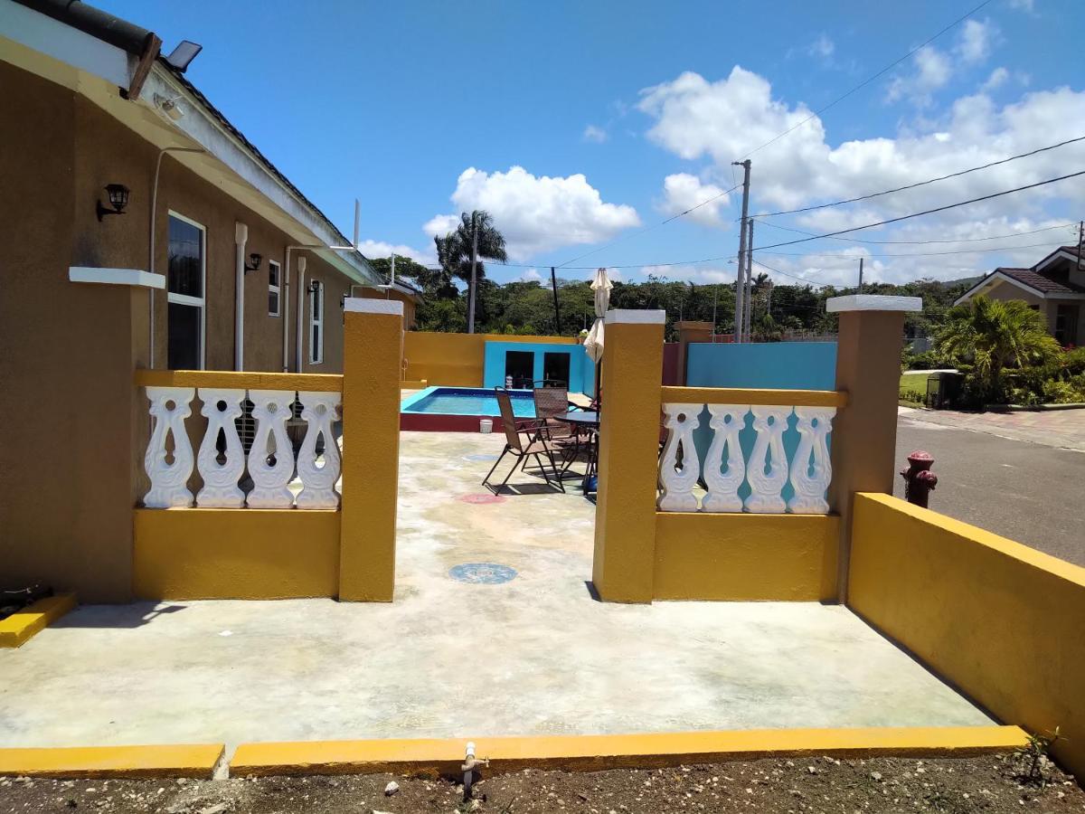 Paradise Villa Shared Onsite Private Pool Onsite Gym أوشو ريوس المظهر الخارجي الصورة