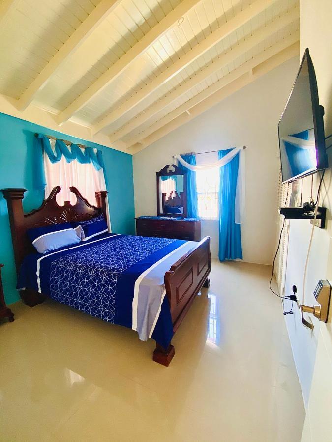 Paradise Villa Shared Onsite Private Pool Onsite Gym أوشو ريوس المظهر الخارجي الصورة