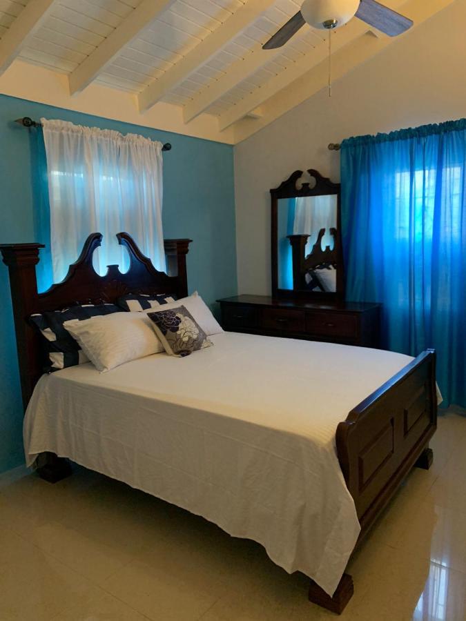 Paradise Villa Shared Onsite Private Pool Onsite Gym أوشو ريوس المظهر الخارجي الصورة
